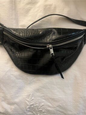 Faux Leather Crossbody with Crocodile Print